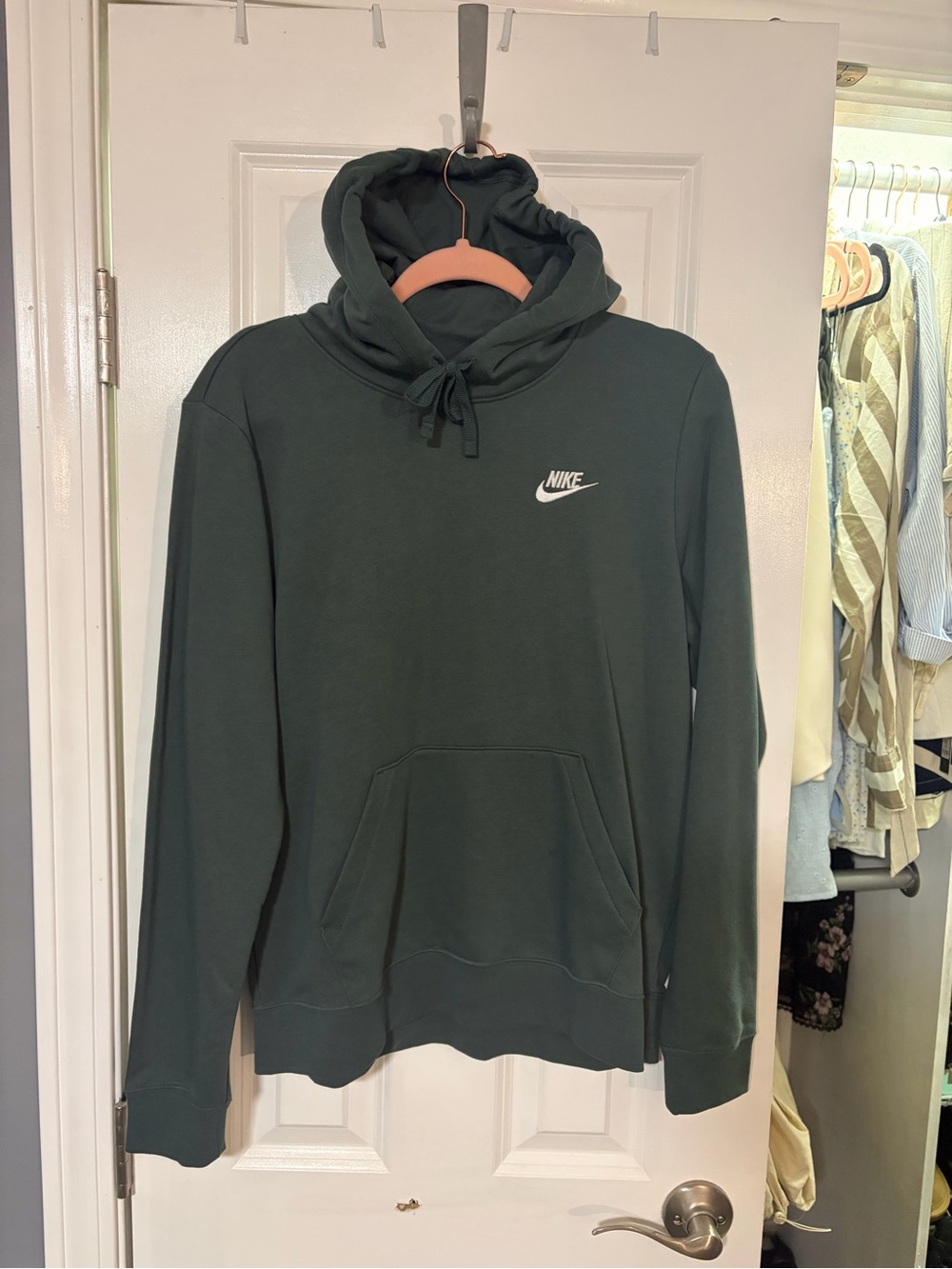 Nike women’s Dark Green Pullover Hoodie